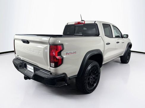 Used 2026 Chevrolet Colorado Trail Boss AWD/4WD image 2