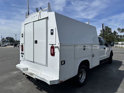 Used 2019 Ford F350 XL w/ Power Equipment Group AWD/4WD image 5