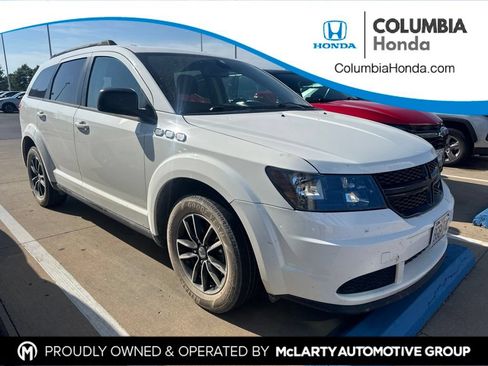 Used 2018 Dodge Journey SE w/ Connectivity Group FWD image 1