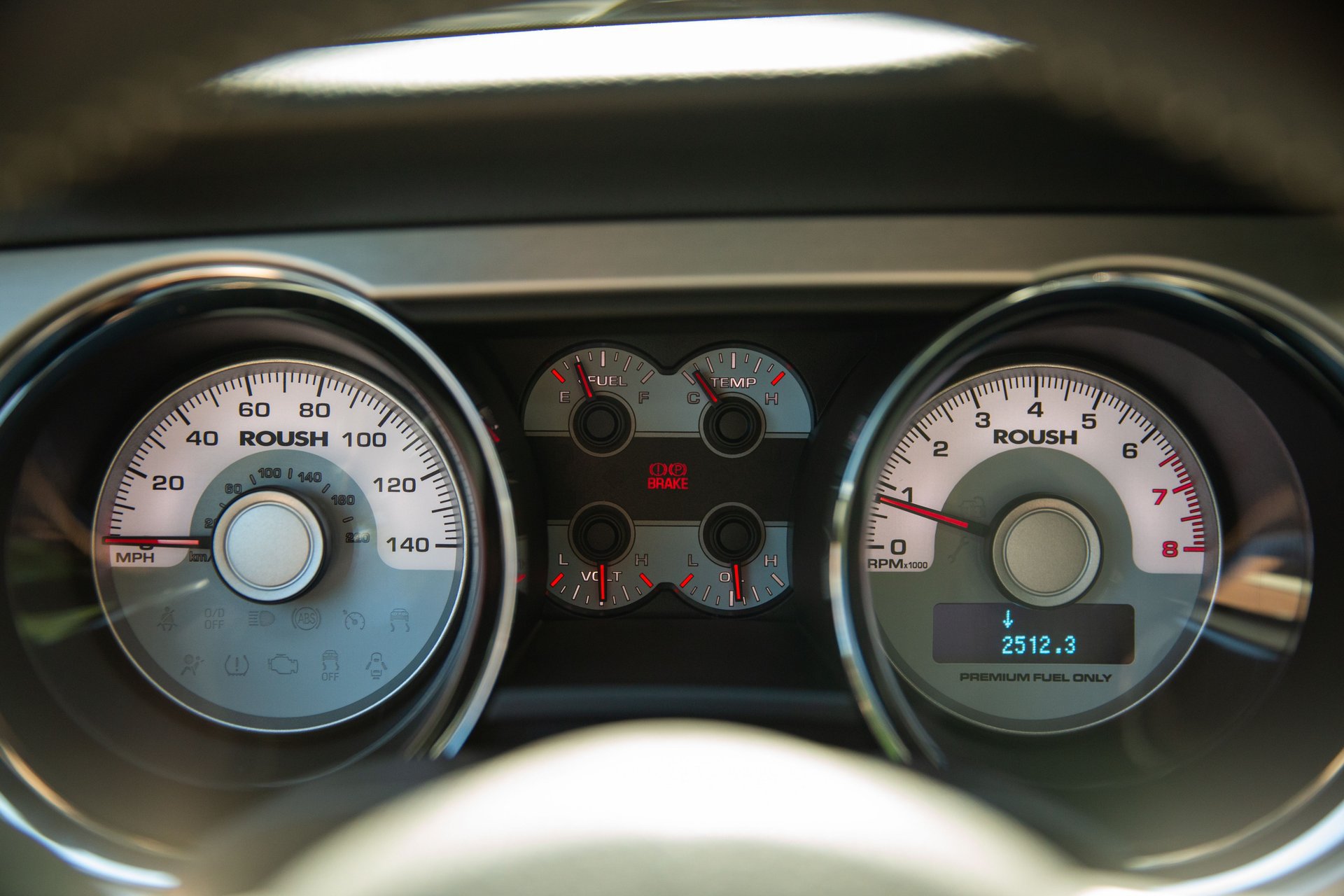 Used 2010 Ford Mustang GT RWD image 39