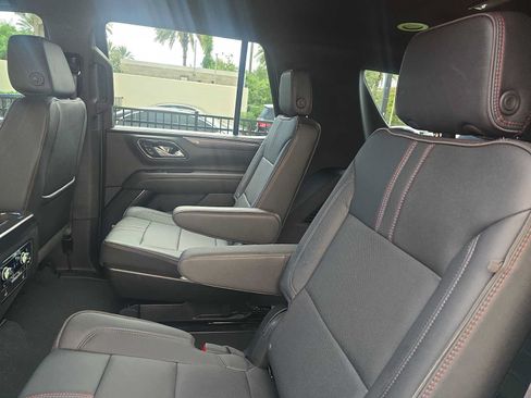Used 2023 Chevrolet Tahoe RST w/ Luxury Package RWD image 12