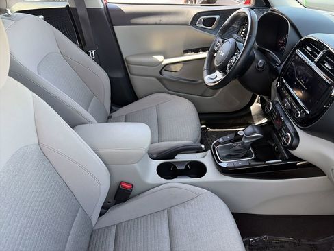 Certified 2022 Kia Soul EX w/ Paint Protection Package FWD image 11