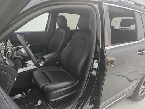 Certified 2024 Mercedes-Benz GLB 250 image 14