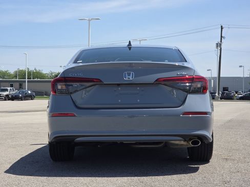 Used 2024 Honda Civic Sport image 14