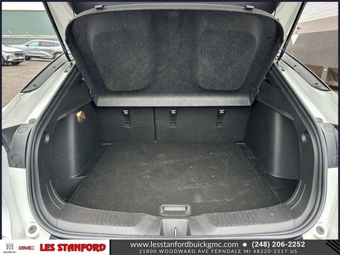 Used 2024 Buick Envista Sport Touring w/ Convenience I Package image 11