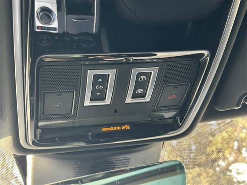Used 2022 Land Rover Range Rover Westminster Edition image 23