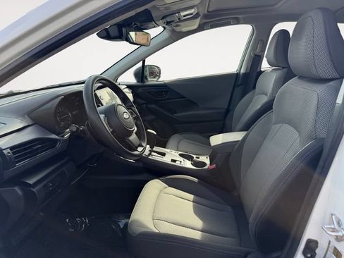 Used 2024 Subaru Crosstrek 2.0i Premium AWD/4WD image 9