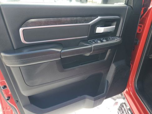 Used 2024 RAM 2500 Big Horn w/ Bed Utility Group image 8