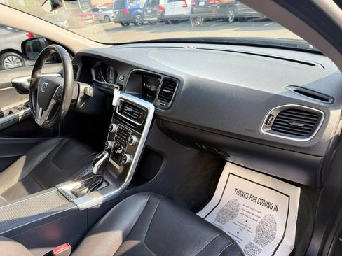 Used 2016 Volvo S60 T5 Premier AWD/4WD image 35
