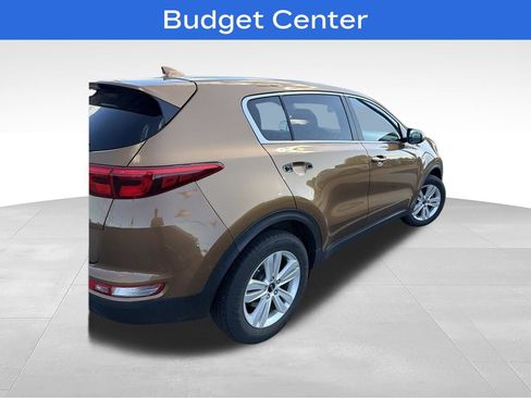 Used 2017 Kia Sportage LX AWD/4WD image 3
