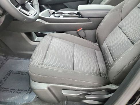 Used 2026 Chevrolet Equinox LT image 14