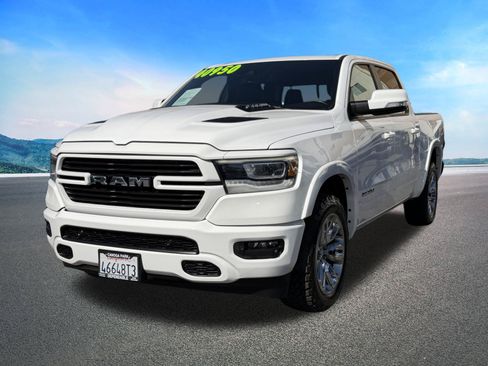 Used 2022 RAM 1500 Laramie w/ Sport Appearance Package AWD/4WD image 4