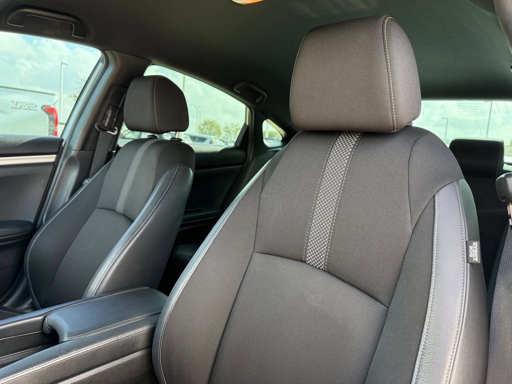 Used 2021 Honda Civic Sport image 11