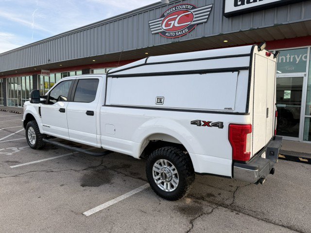 Used 2017 Ford F250 XL w/ Power Equipment Group AWD/4WD image 4