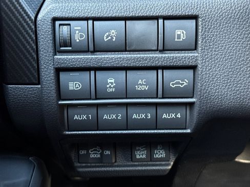 Certified 2025 Toyota Tacoma TRD Pro image 33