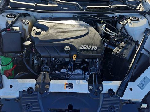 Used 2011 Chevrolet Impala LT image 17