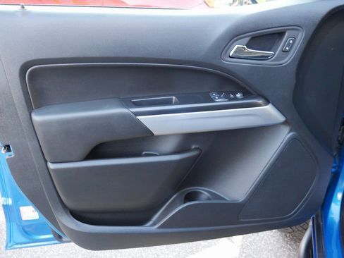 Used 2022 Chevrolet Colorado ZR2 w/ ZR2 Dusk Special Edition image 27