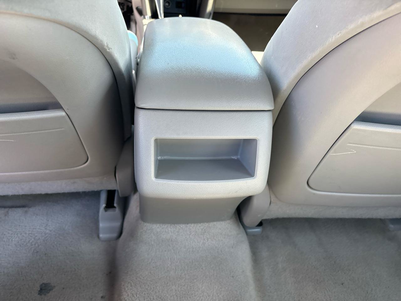 Used 2010 Toyota Camry FWD image 25