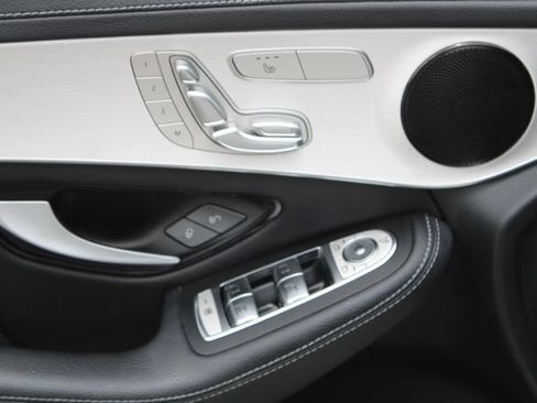 Used 2022 Mercedes-Benz GLC 300 4MATIC Coupe image 14