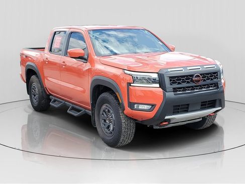 Used 2025 Nissan Frontier PRO-4X w/ Interior Protection Package AWD/4WD image 2