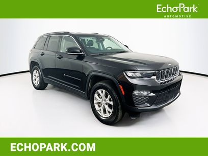 Used 2023 Jeep Grand Cherokee Limited w/ Trailer Tow Prep Group (B)