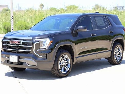New 2026 GMC Terrain Elevation w/ LPO, Floor Liner Package FWD image 3