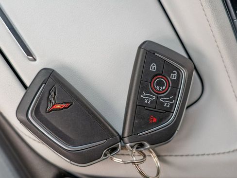 Used 2024 Chevrolet Corvette Stingray Preferred Cpe w/ Z51 Performance Package RWD image 30