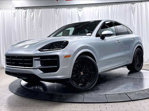 New 2026 Porsche Cayenne Coupe AWD/4WD image 1