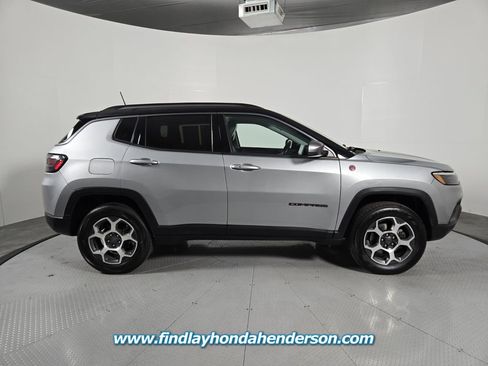Used 2022 Jeep Compass Trailhawk w/ Trailhawk Elite Group AWD/4WD image 7
