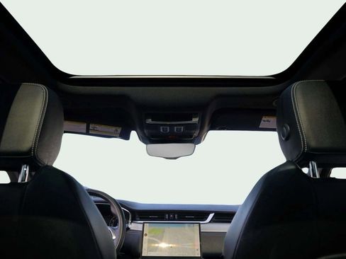 Used 2024 Jaguar F-PACE R-Dynamic S image 20