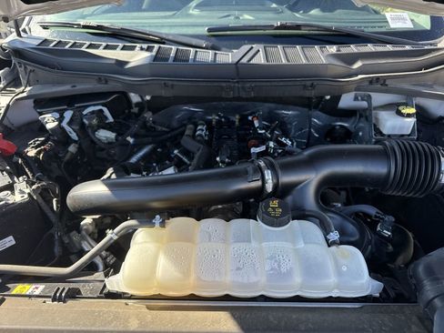 Used 2024 Ford F150 XLT image 33
