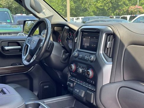 Used 2019 Chevrolet Silverado 1500 LT Trail Boss AWD/4WD image 5