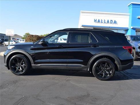 Used 2023 Ford Explorer ST-Line w/ Class IV Trailer Tow Package image 8