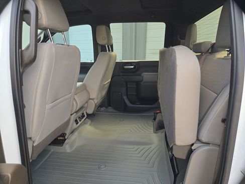 Used 2020 Chevrolet Silverado 2500 LT w/ Texas Edition AWD/4WD image 13