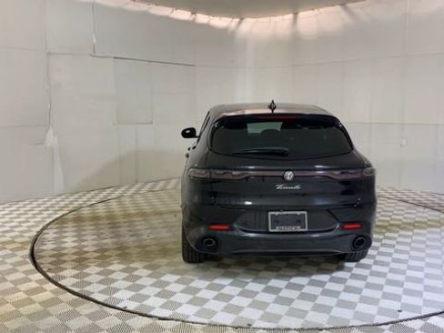 Used 2024 Alfa Romeo Tonale Veloce image 7