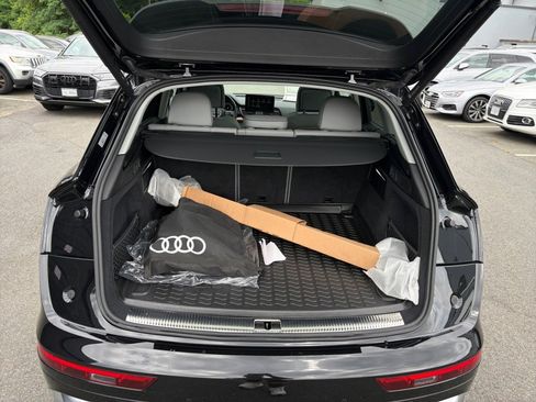 Used 2023 Audi Q5 e Premium Plus w/ Premium Plus Package AWD/4WD image 15