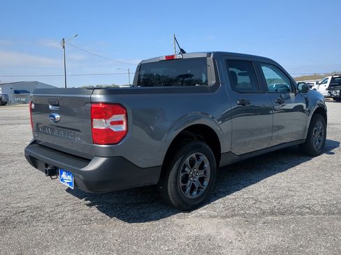 Certified 2024 Ford Maverick XLT w/ XLT Luxury Package image 3