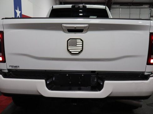 Used 2022 RAM 2500 Laramie w/ Night Edition AWD/4WD image 32