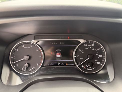 Used 2025 Nissan Rogue SV FWD image 14