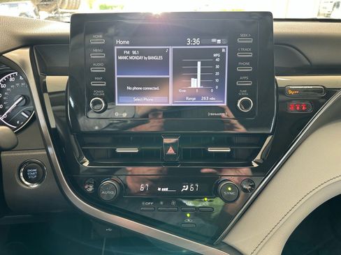 Used 2023 Toyota Camry SE w/ Convenience Package image 30