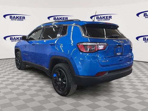 Used 2020 Jeep Compass Latitude w/ Cold Weather Group AWD/4WD image 7