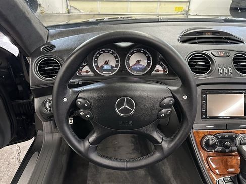 Used 2005 Mercedes-Benz SL 55 AMG image 16