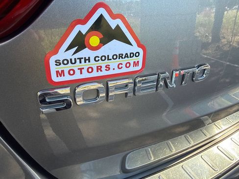 Used 2015 Kia Sorento SX AWD/4WD image 13