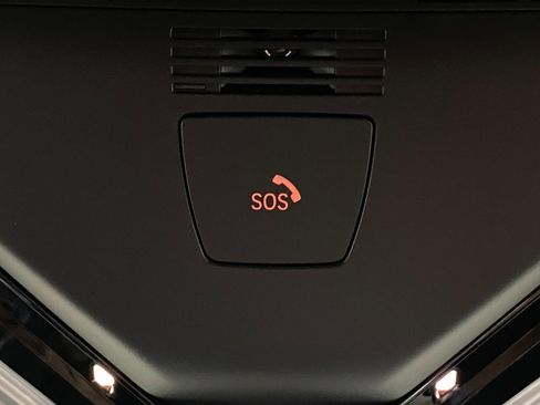 New 2026 BMW X5 M60i image 31