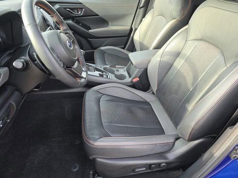 Certified 2024 Subaru Crosstrek 2.5i Limited w/ Crosstrek Mirror Package image 19