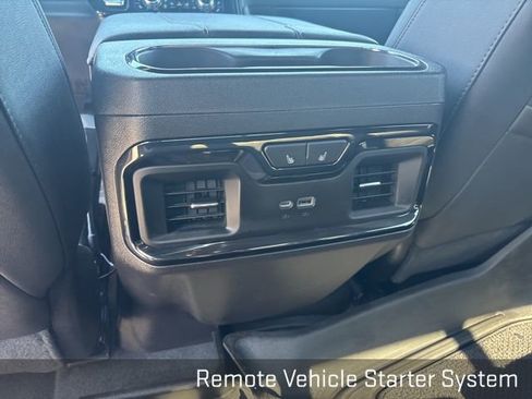 Used 2024 GMC Sierra 1500 AT4 image 27