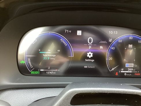 Certified 2025 Toyota Crown Signia w/ Advanced Technology Package AWD/4WD image 13