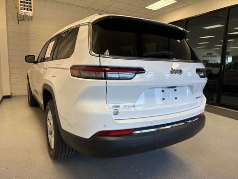 Used 2023 Jeep Grand Cherokee L Limited AWD/4WD image 44