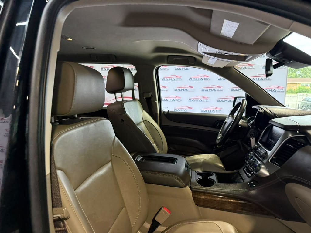 Used 2020 Chevrolet Suburban LT AWD/4WD image 47