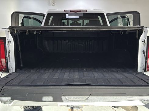 Used 2022 GMC Sierra 3500 AT4 w/ AT4 Preferred Package image 16